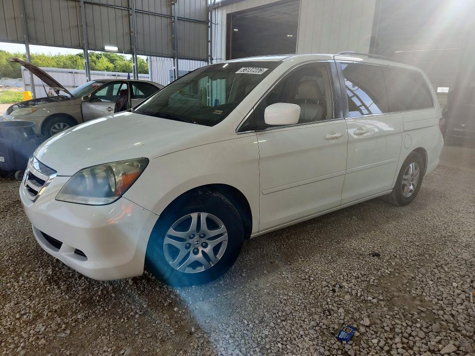 56137226 :رقم المزاد ، 5FNRL38635B424550 vin ، 2005 Honda Odyssey مزاد بيع
