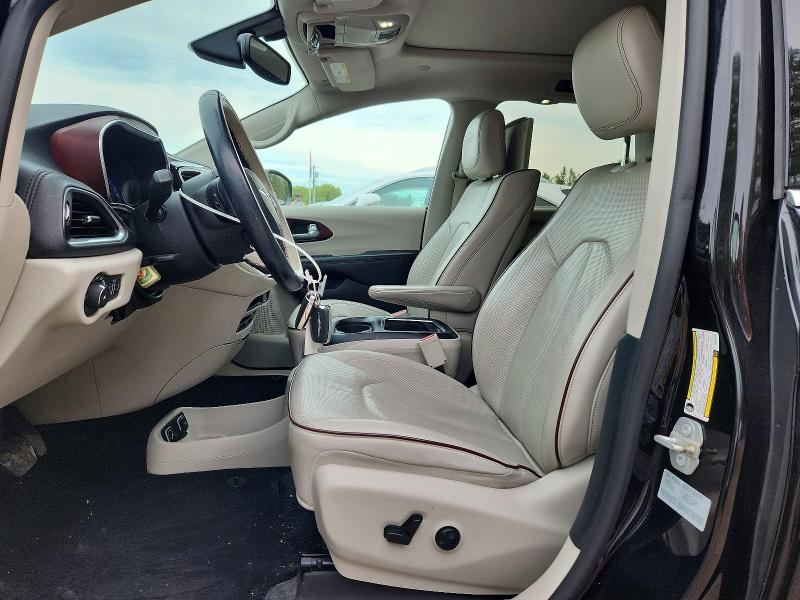 2017 Chrysler Pacifica მანქანა იყიდება აუქციონზე, vin: 2C4RC1GG3HR526180, აუქციონის ნომერი: 56721466