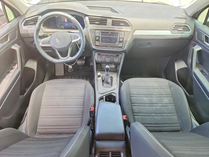 55559996 :رقم المزاد ، 3VV1B7AX7NM029505 vin ، 2022 Volkswagen Tiguan مزاد بيع