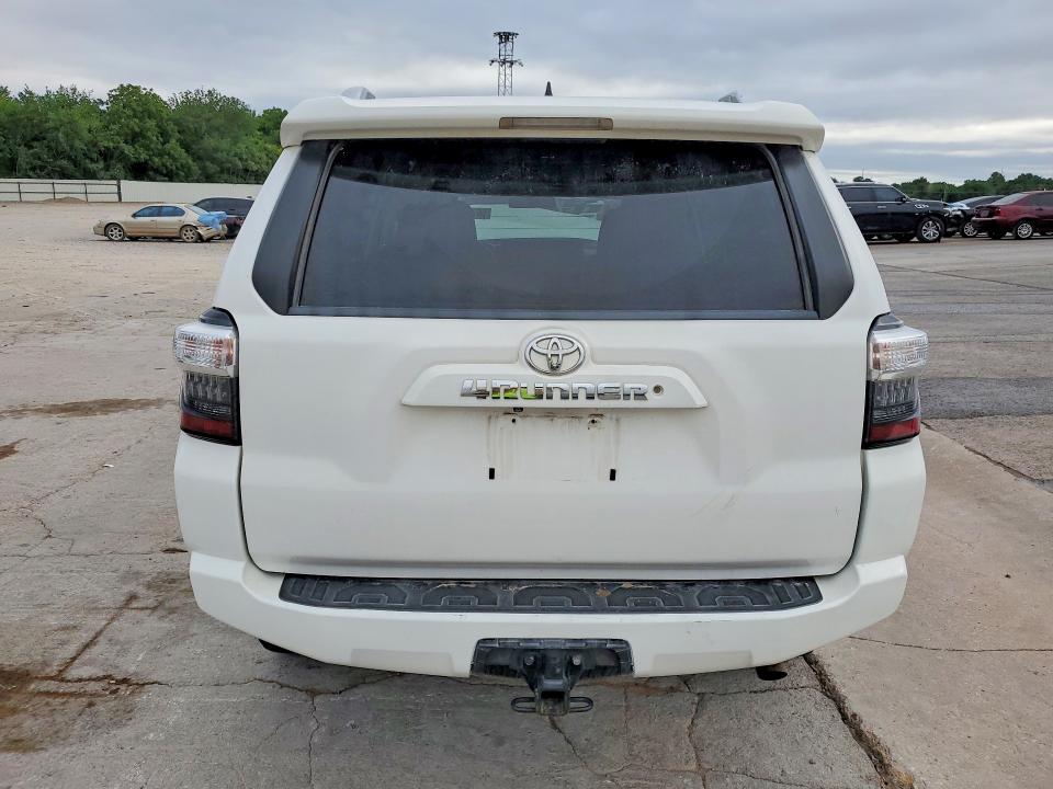 2015 Toyota 4runner მანქანა იყიდება აუქციონზე, vin: JTEBU5JR2F5210940, აუქციონის ნომერი: 56701756