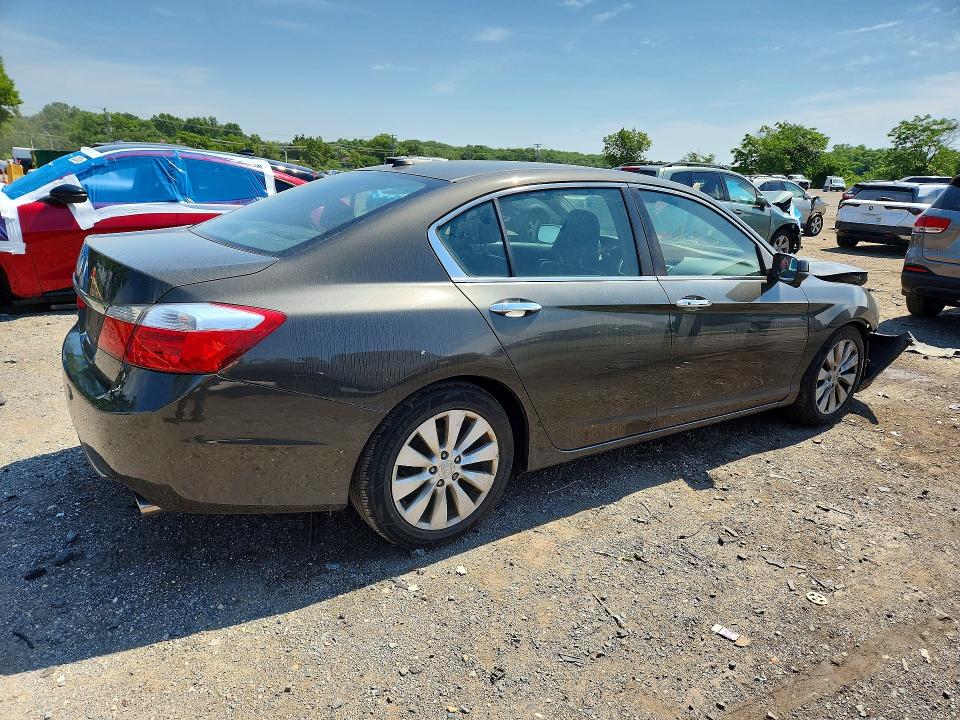 58296086 :رقم المزاد ، 1HGCR2F8XFA063865 vin ، 2015 Honda Accord مزاد بيع