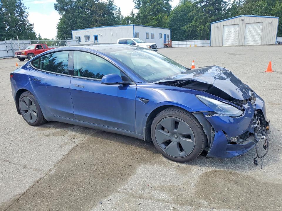 2022 Tesla Model 3 მანქანა იყიდება აუქციონზე, vin: 5YJ3E1EB0NF131680, აუქციონის ნომერი: 58474776