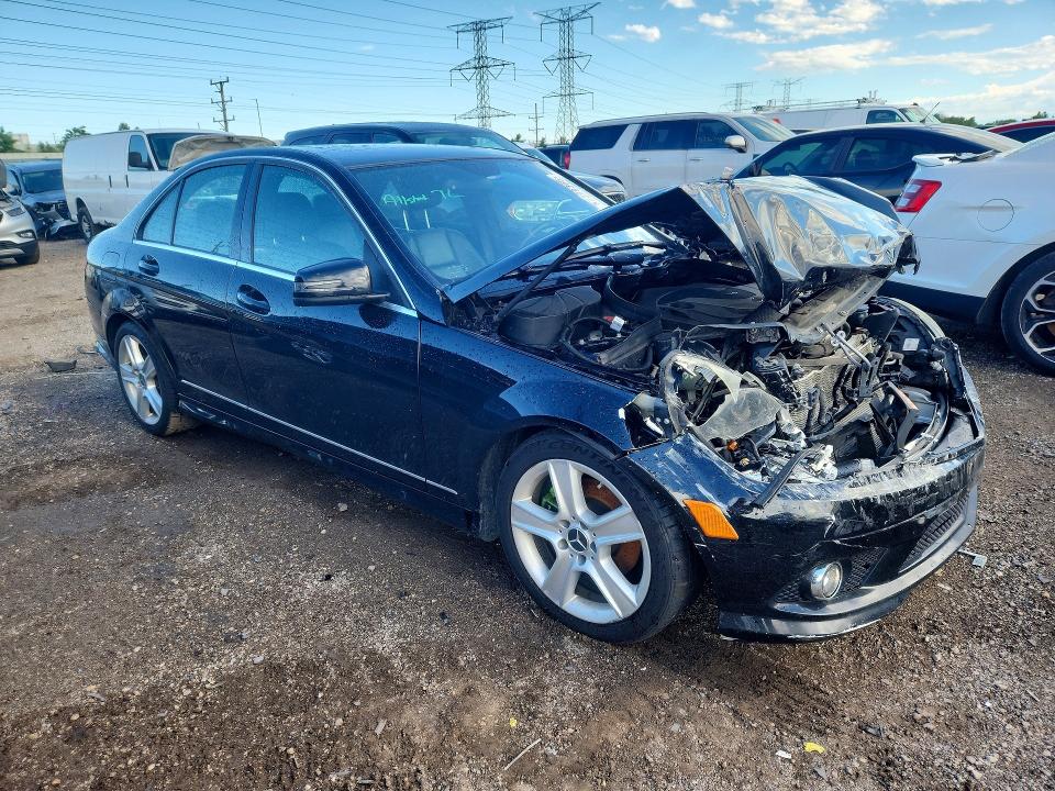 2010 Mercedes-benz C მანქანა იყიდება აუქციონზე, vin: WDDGF8BB5AF421288, აუქციონის ნომერი: 57399366