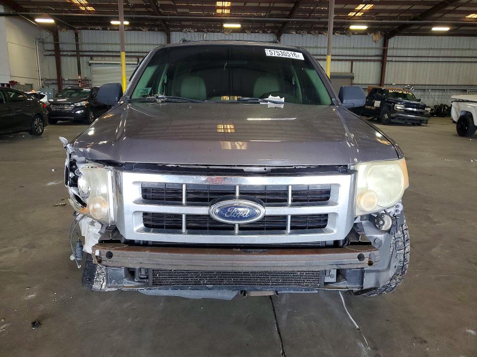 57530516 :رقم المزاد ، 1FMCU03Z18KE00981 vin ، 2008 Ford Escape مزاد بيع