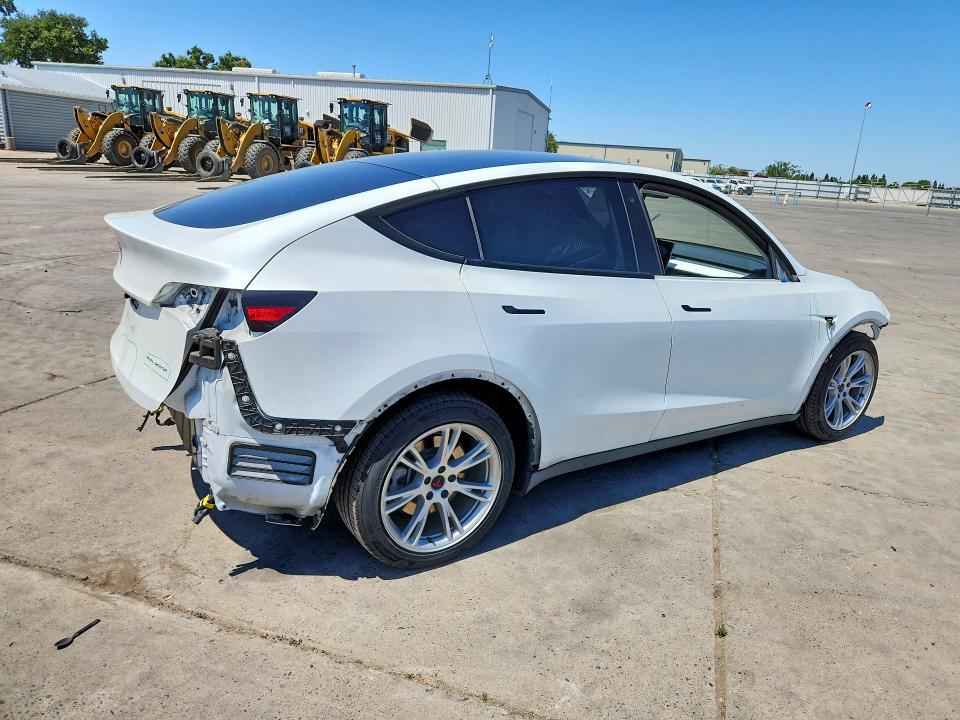 57582256 :رقم المزاد ، 5YJYGDEE6LF023749 vin ، 2020 Tesla Model Y مزاد بيع