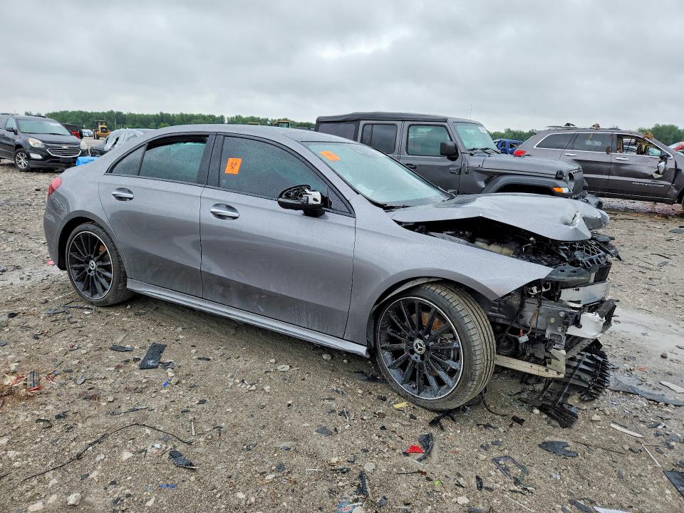 58053896 :رقم المزاد ، WDD3G4FB7KW000530 vin ، 2019 Mercedes-benz A مزاد بيع