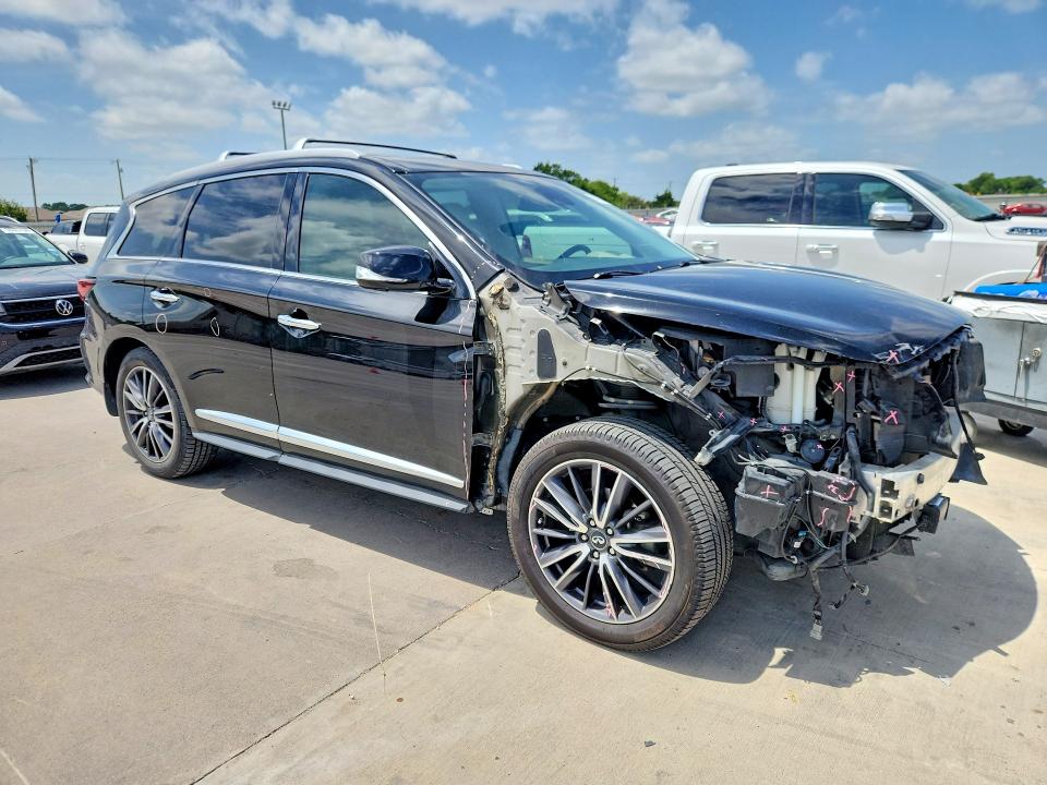57713606 :رقم المزاد ، 5N1DL0MN0HC516024 vin ، 2017 Infiniti Qx60 مزاد بيع