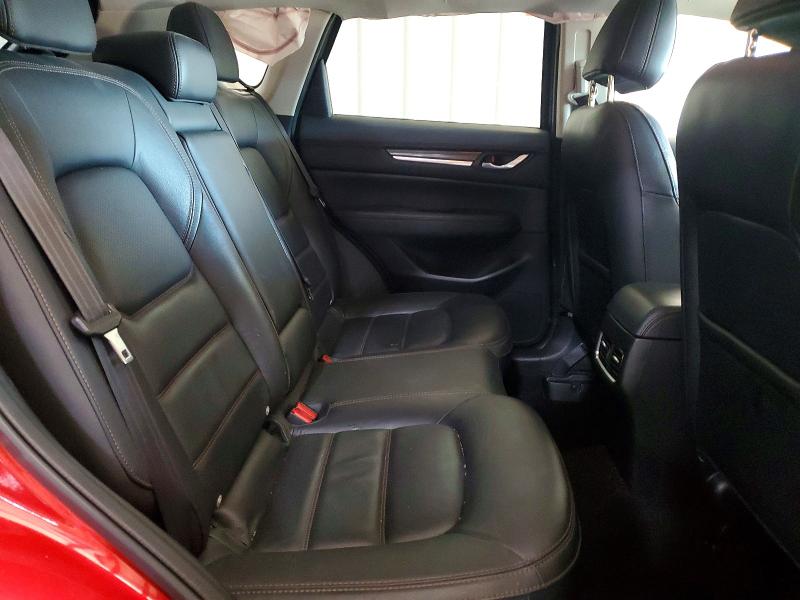 56796496 :رقم المزاد ، JM3KFBEM8N0526597 vin ، 2022 Mazda Cx-5 مزاد بيع
