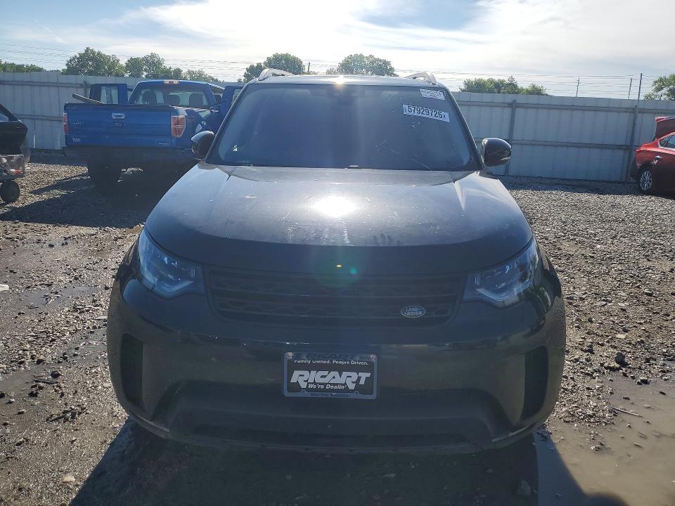 Продажа на аукционе авто 2017 Land Rover Discovery, vin: SALRTBBV4HA015246, номер лота: 57929726