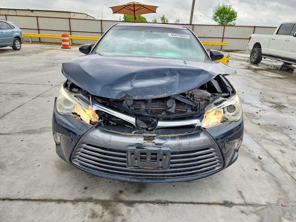 56479056 :رقم المزاد ، 4T1BD1FK2FU156209 vin ، 2015 Toyota Camry Hybrid مزاد بيع