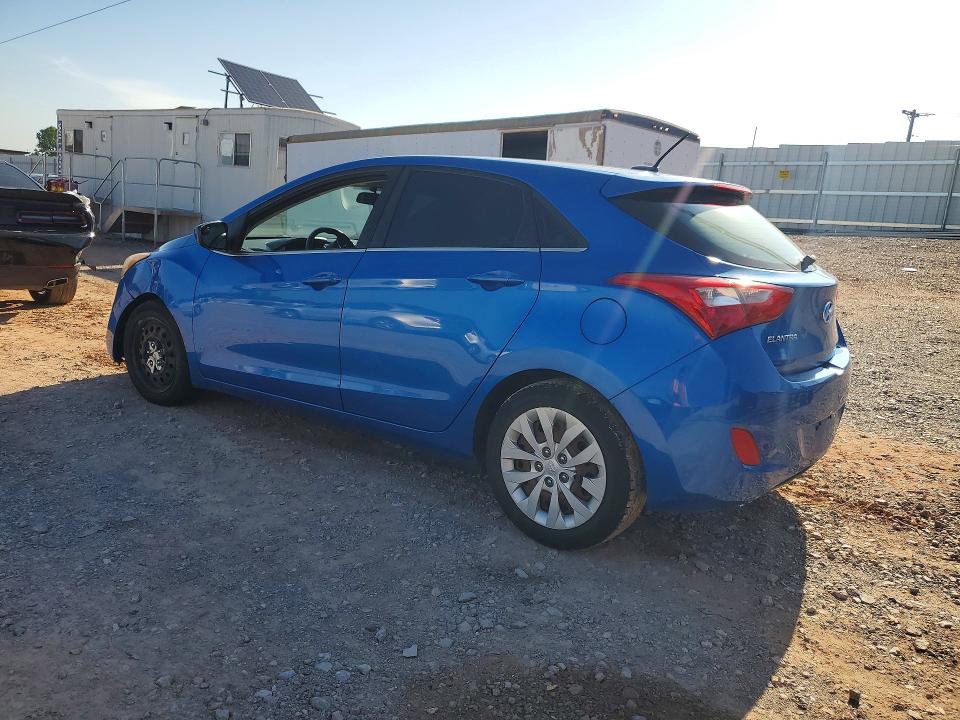 2017 Hyundai Elantra Gt მანქანა იყიდება აუქციონზე, vin: KMHD35LH1HU372471, აუქციონის ნომერი: 55443736