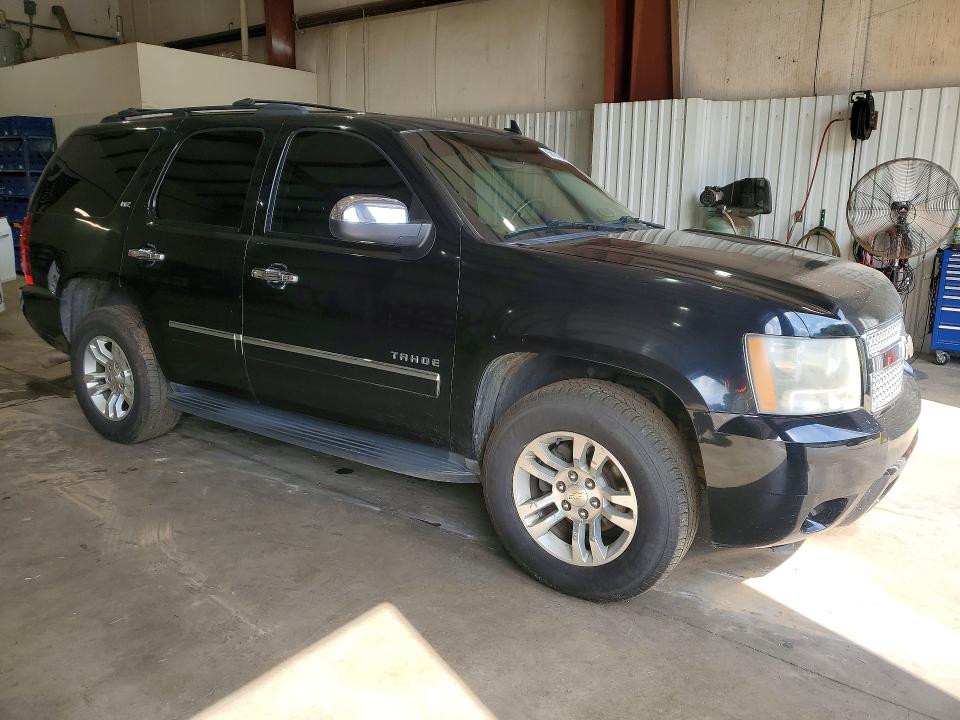 59151046 :رقم المزاد ، 1GNSCCE07BR284260 vin ، 2011 Chevrolet Tahoe مزاد بيع