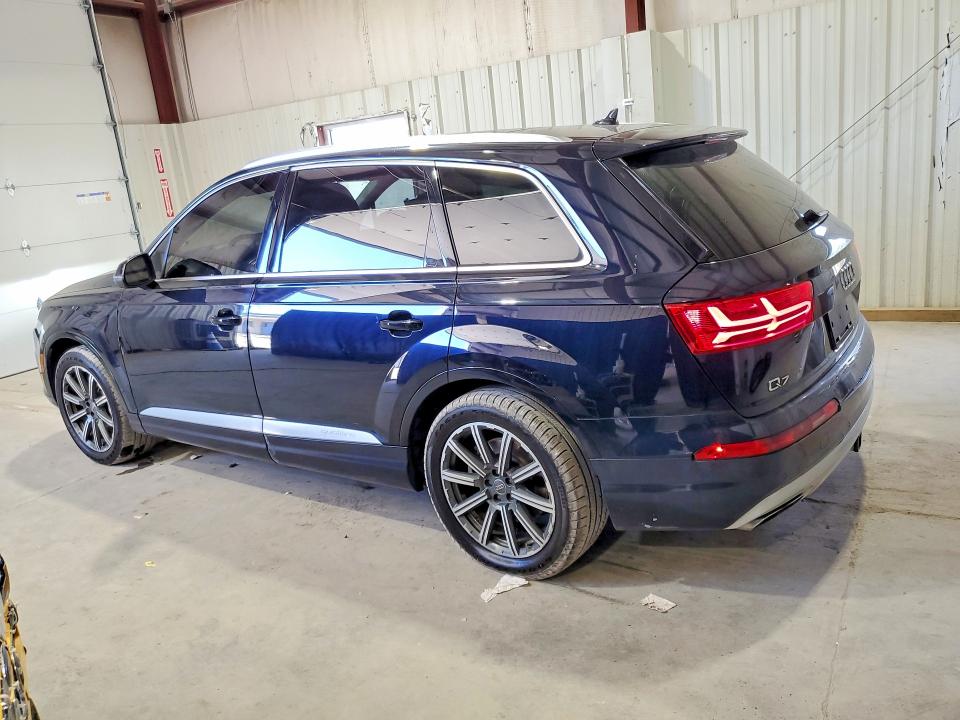55885376 :رقم المزاد ، WA1VAAF79HD001921 vin ، 2017 Audi Q7 مزاد بيع