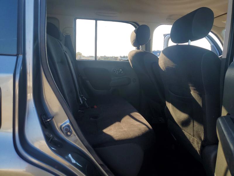 58138576 :رقم المزاد ، JN8AZ2KRXAT165169 vin ، 2010 Nissan Cube مزاد بيع