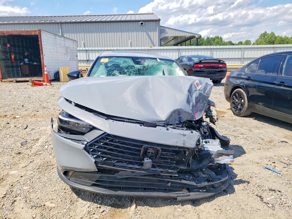 Продажа на аукционе авто 2025 Honda Accord, vin: 1HGCY1F4XSA046469, номер лота: 58004386
