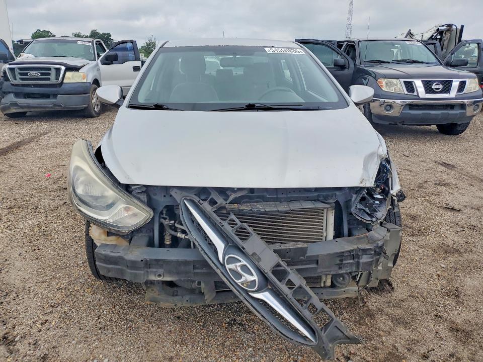 54550636 :رقم المزاد ، KMHCT4AE0DU502863 vin ، 2013 Hyundai Accent مزاد بيع