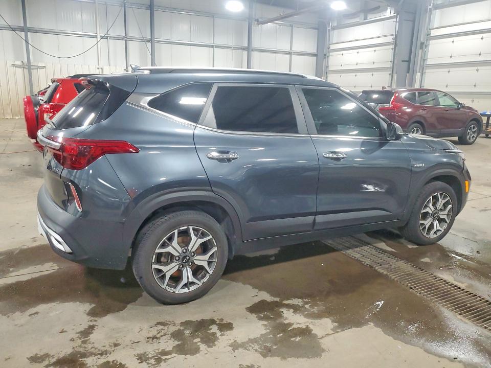 2021 Kia Seltos მანქანა იყიდება აუქციონზე, vin: KNDERCAA1M7121833, აუქციონის ნომერი: 56872136