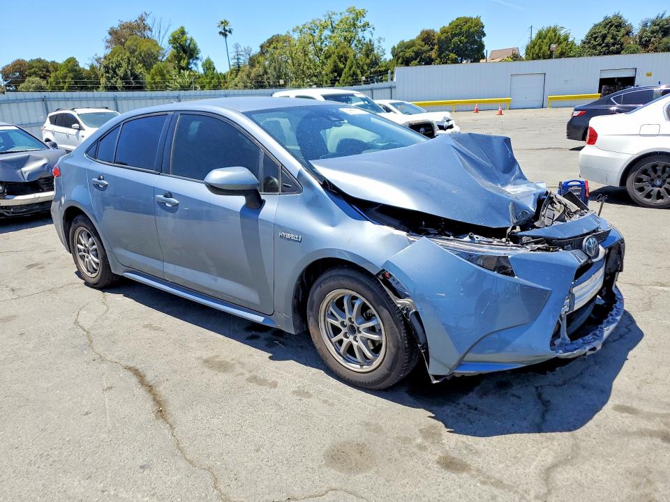 Продажа на аукционе авто 2021 Toyota Corolla, vin: JTDEAMDE8MJ001543, номер лота: 56815156