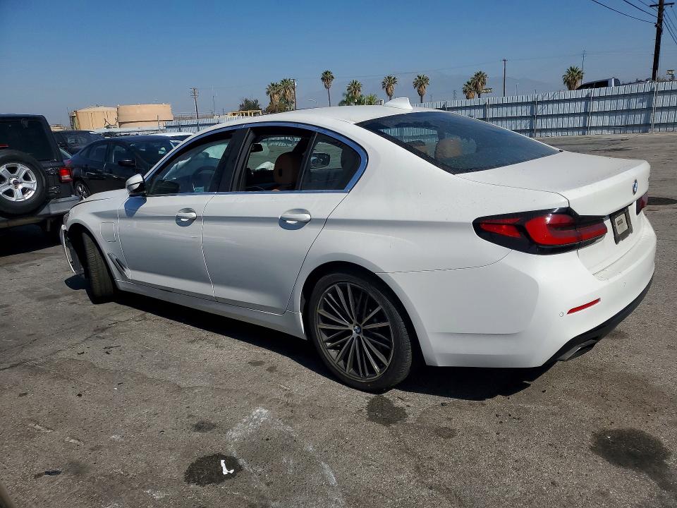 55468256 :رقم المزاد ، WBA13AG0XMCF03661 vin ، 2021 Bmw 530e مزاد بيع