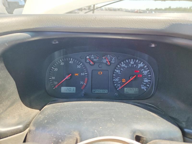 57187786 :رقم المزاد ، WV2KB47082H066379 vin ، 2002 Volkswagen Eurovan مزاد بيع