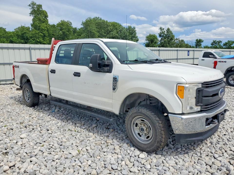 57166506 :رقم المزاد ، 1FT7W2B68HEF22724 vin ، 2017 Ford F250 مزاد بيع