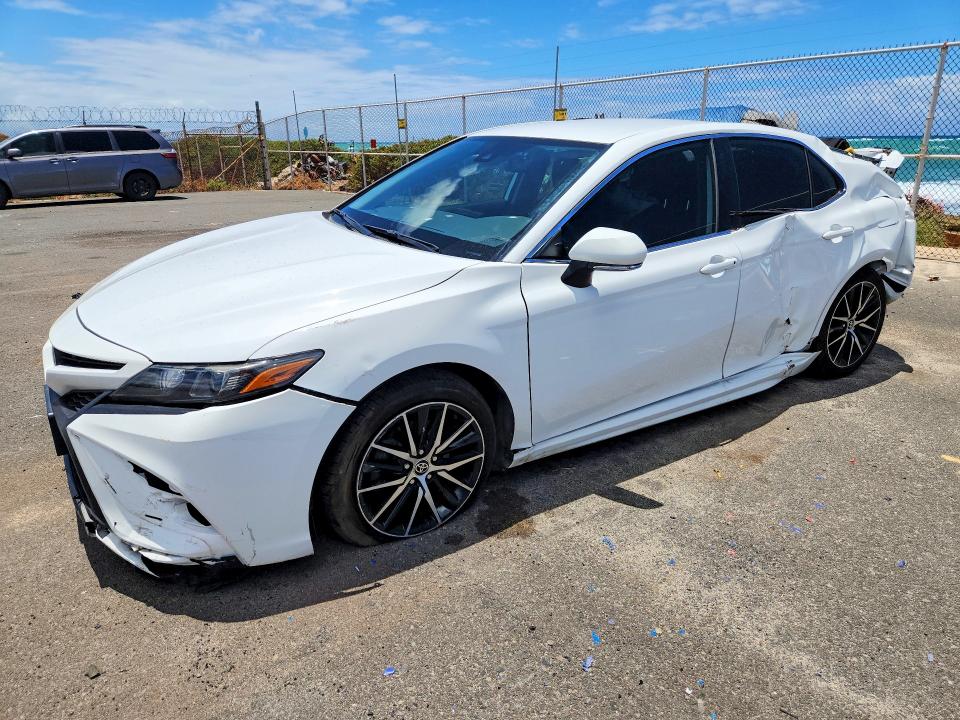 2021 Toyota Camry მანქანა იყიდება აუქციონზე, vin: 4T1T11AK3MU523667, აუქციონის ნომერი: 59170556