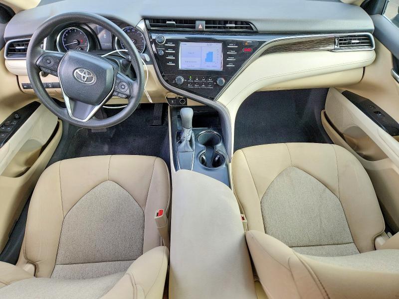 2019 Toyota Camry მანქანა იყიდება აუქციონზე, vin: 4T1B11HK6KU844360, აუქციონის ნომერი: 55849736