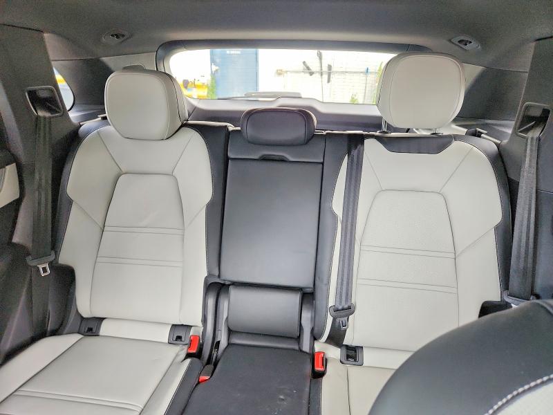 56270396 :رقم المزاد ، WP1AA2AY7SDA07040 vin ، 2025 Porsche Cayenne مزاد بيع