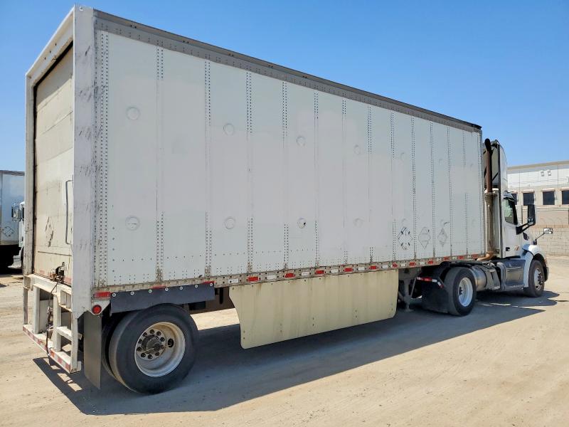 53848266 :رقم المزاد ، 1XPBA48X1HD428581 vin ، 2017 Peterbilt 579 مزاد بيع