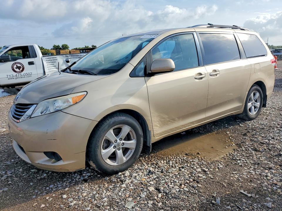 2011 Toyota Sienna მანქანა იყიდება აუქციონზე, vin: 5TDKK3DC4BS005968, აუქციონის ნომერი: 57754616