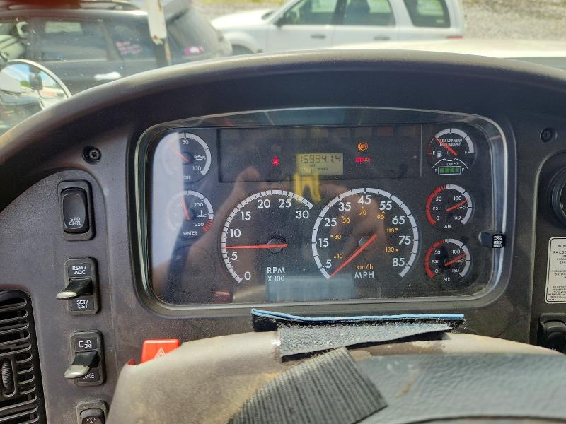 56162796 :رقم المزاد ، 1FVHC3BS6CDBP5304 vin ، 2012 Freightliner M2 مزاد بيع
