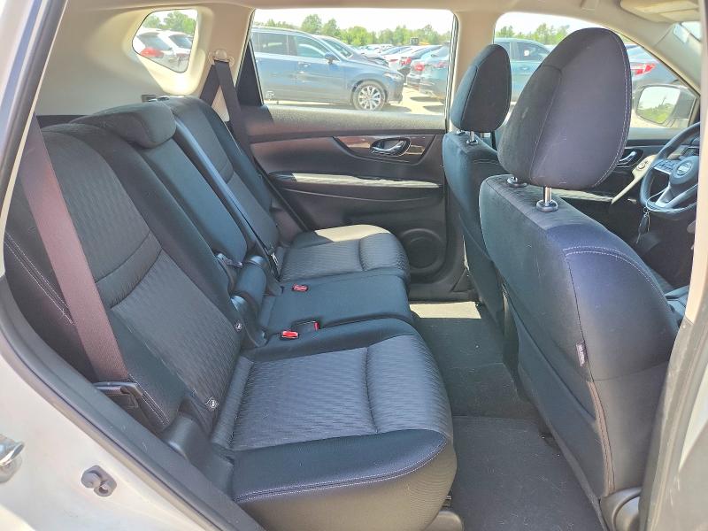 Продаж на аукціоні авто 2017 Nissan Rogue, vin: JN8AT2MV8HW005330, номер лоту: 57356336