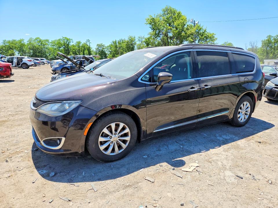 Продаж на аукціоні авто 2017 Chrysler Pacifica, vin: 2C4RC1BG6HR733850, номер лоту: 55983596