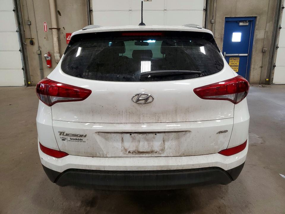 2017 Hyundai Tucson მანქანა იყიდება აუქციონზე, vin: KM8J3CA46HU483783, აუქციონის ნომერი: 58469026