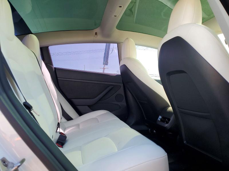58278886 :رقم المزاد ، 5YJ3E1EA8NF352113 vin ، 2022 Tesla Model 3 مزاد بيع