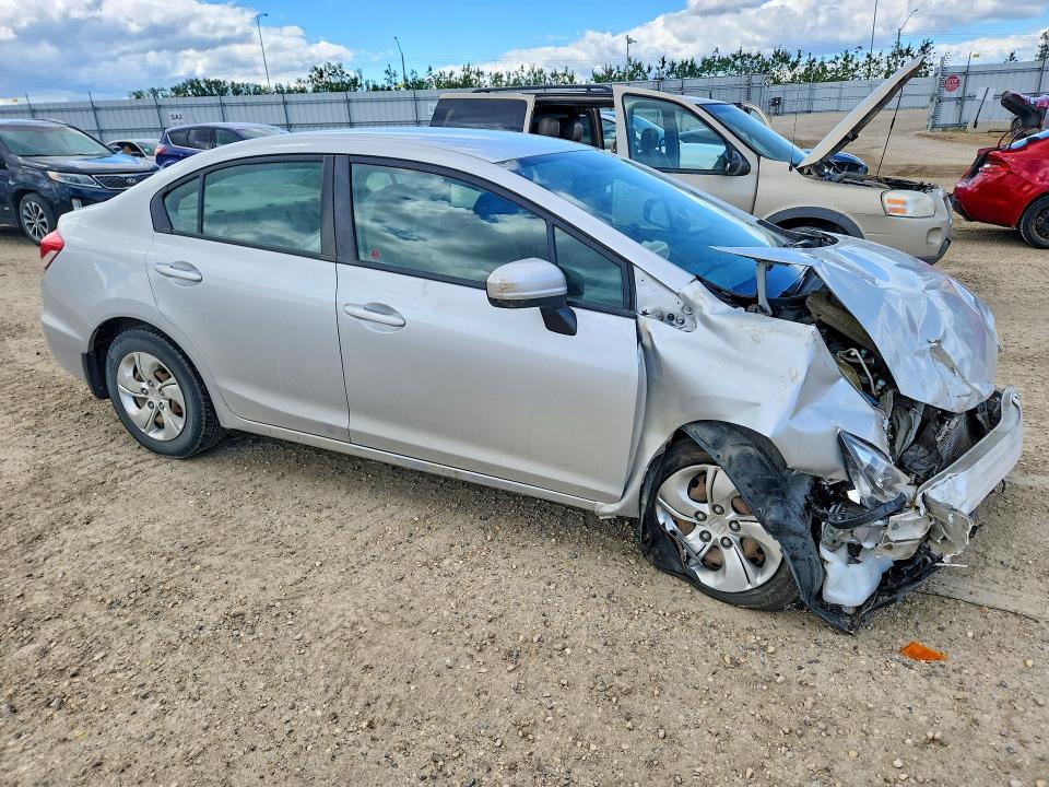 Продажа на аукционе авто 2015 Honda Civic, vin: 2HGFB2E47FH006475, номер лота: 56745396