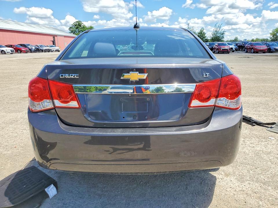 Продажа на аукционе авто 2015 Chevrolet Cruze, vin: 1G1PC5SB0F7196967, номер лота: 55109486