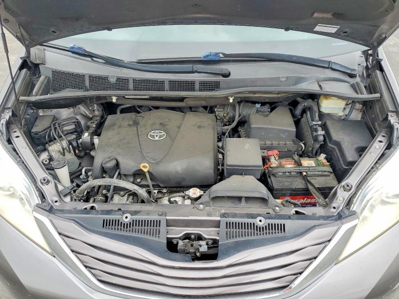 Продаж на аукціоні авто 2017 Toyota Sienna, vin: 5TDKZ3DC9HS811227, номер лоту: 56841816