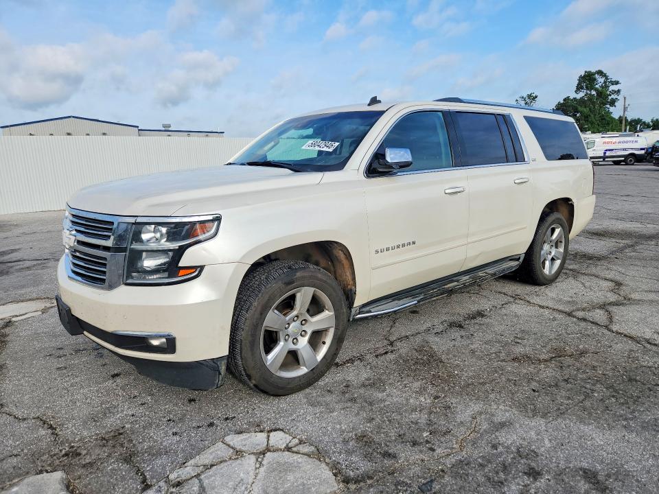2015 Chevrolet Suburban მანქანა იყიდება აუქციონზე, vin: 1GNSKKKC0FR253790, აუქციონის ნომერი: 58042946