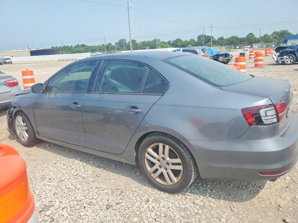 58497956 :رقم المزاد ، 3VW2B7AJ8JM212739 vin ، 2018 Volkswagen Jetta مزاد بيع