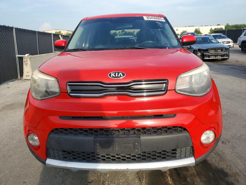 85450805 :رقم المزاد ، KNDJP3A52J7506739 vin ، 2018 Kia Soul مزاد بيع