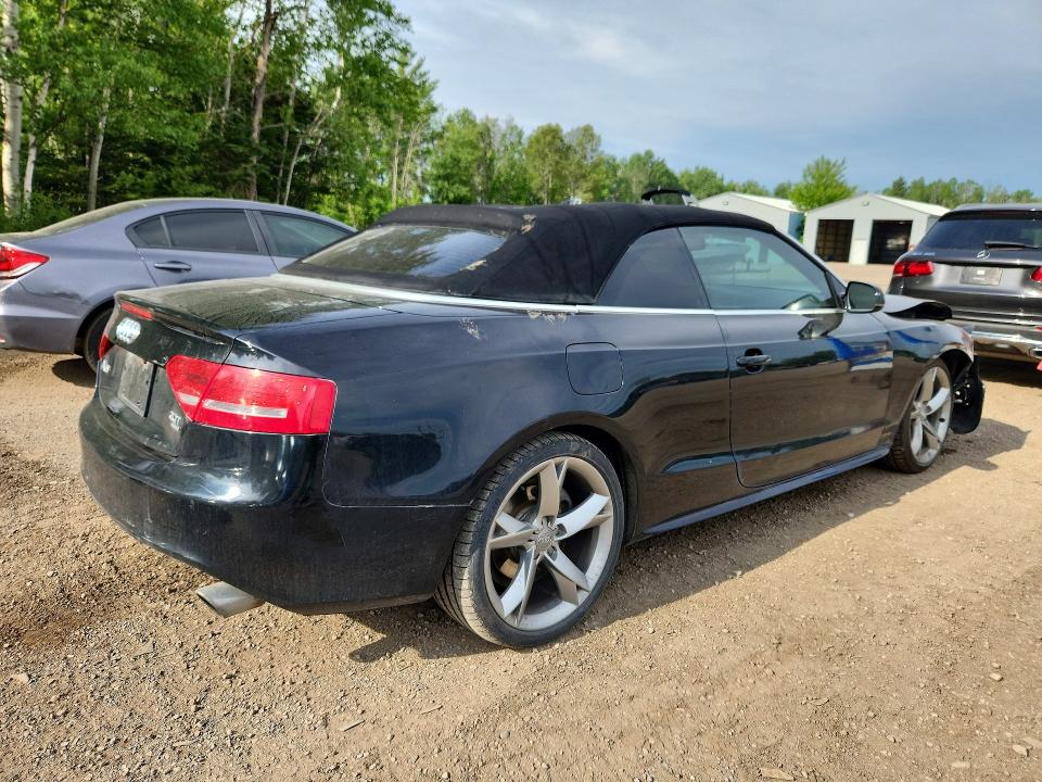 Продажа на аукционе авто 2011 Audi A5, vin: WAUMFBFHXBN008991, номер лота: 57555526