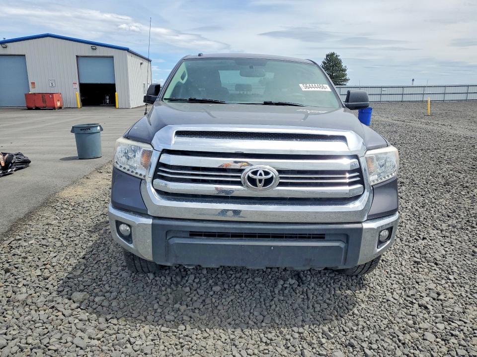 56444466 :رقم المزاد ، 5TFDY5F19HX610313 vin ، 2017 Toyota Tundra مزاد بيع