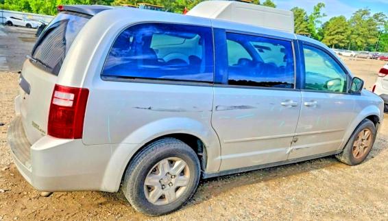 2010 Dodge Grand Caravan მანქანა იყიდება აუქციონზე, vin: 2D4RN4DE3AR377695, აუქციონის ნომერი: 56984966