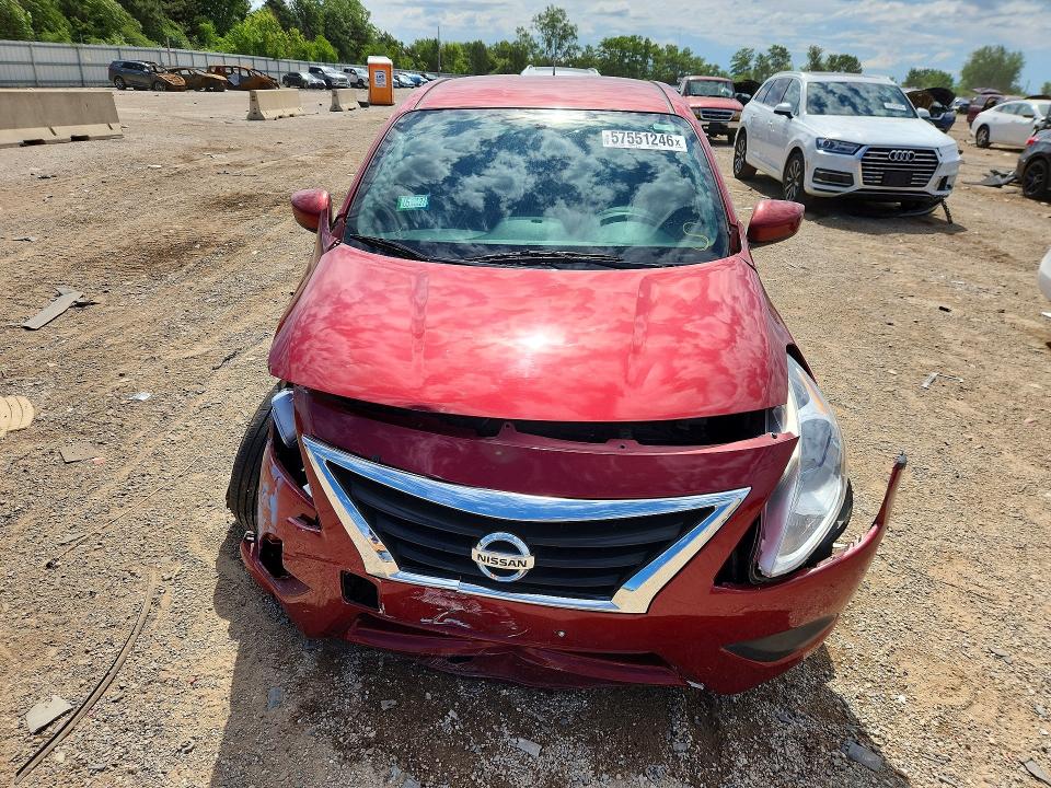 57551246 :رقم المزاد ، 3N1CN7AP7KL861476 vin ، 2019 Nissan Versa مزاد بيع