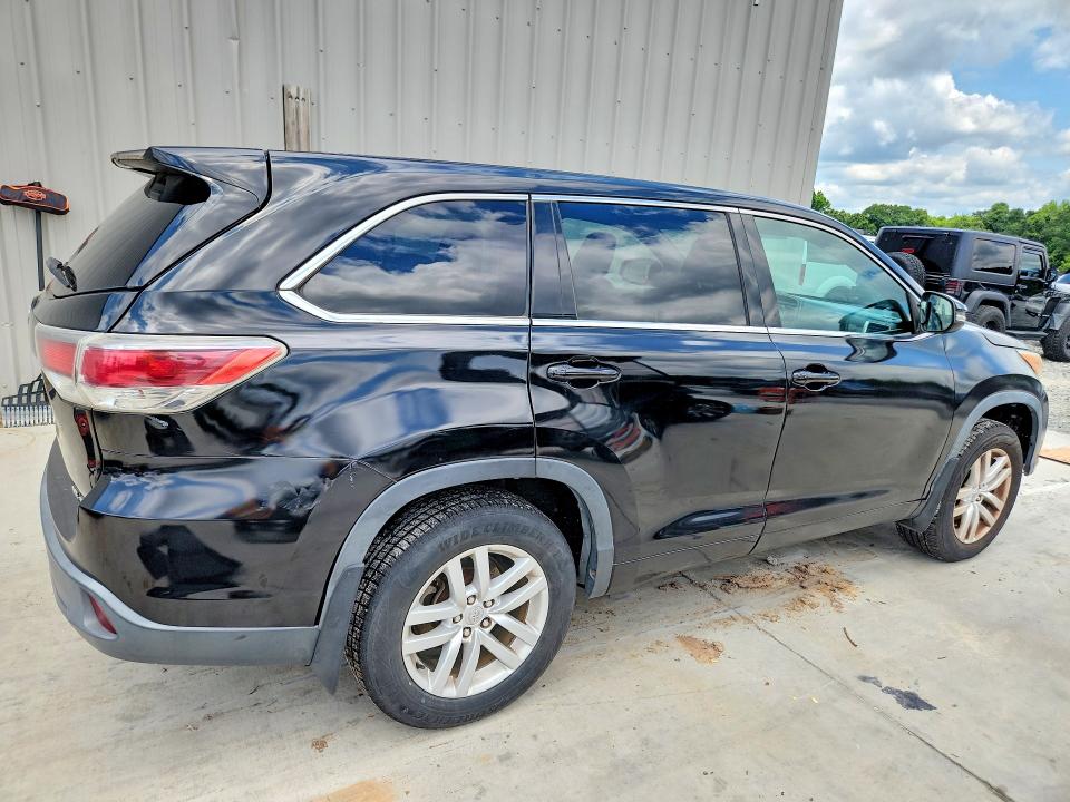 Продажа на аукционе авто 2015 Toyota Highlander, vin: 5TDBKRFH4FS074256, номер лота: 55753906