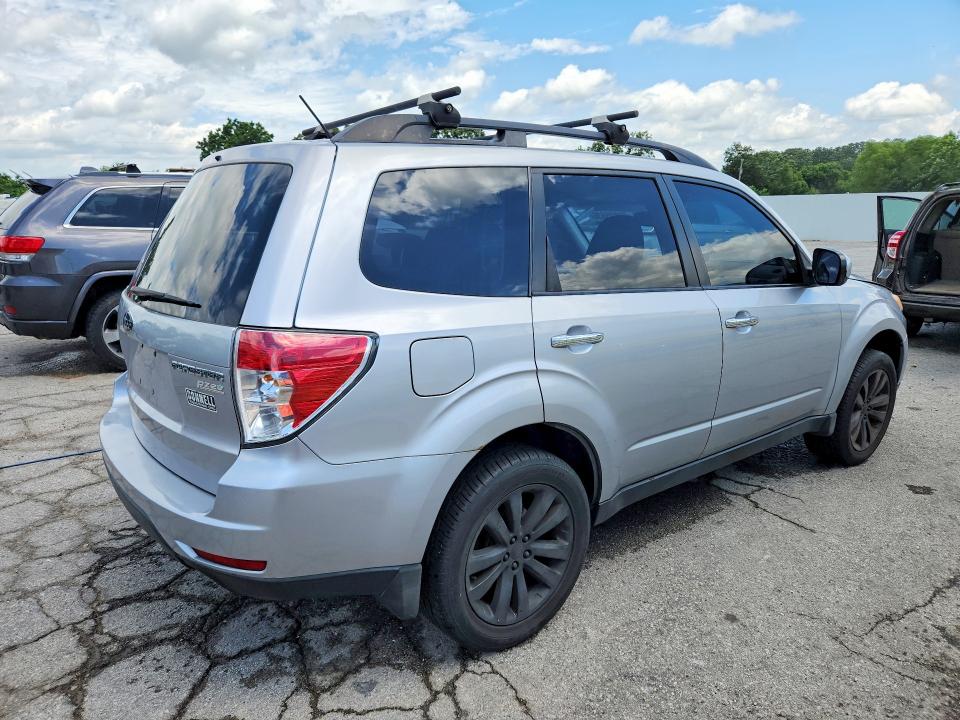 56825636 :رقم المزاد ، JF2SHADC5DH445905 vin ، 2013 Subaru Forester مزاد بيع
