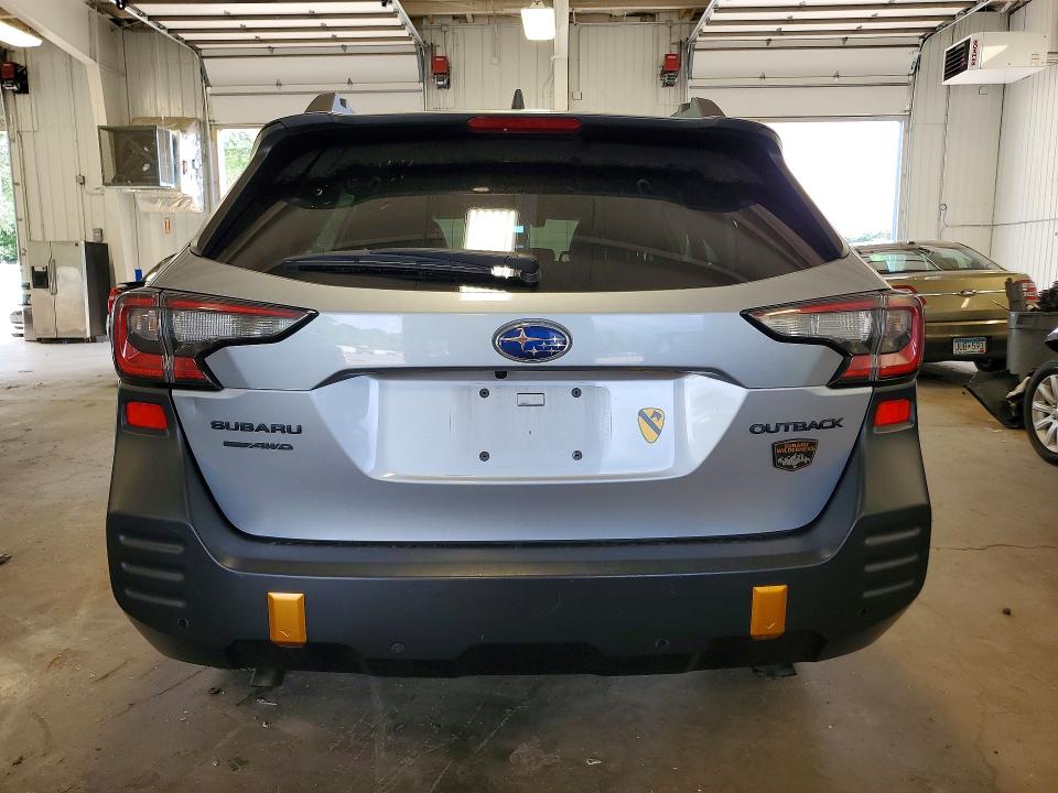 56161496 :رقم المزاد ، 4S4BTGUD7N3228620 vin ، 2022 Subaru Outback مزاد بيع
