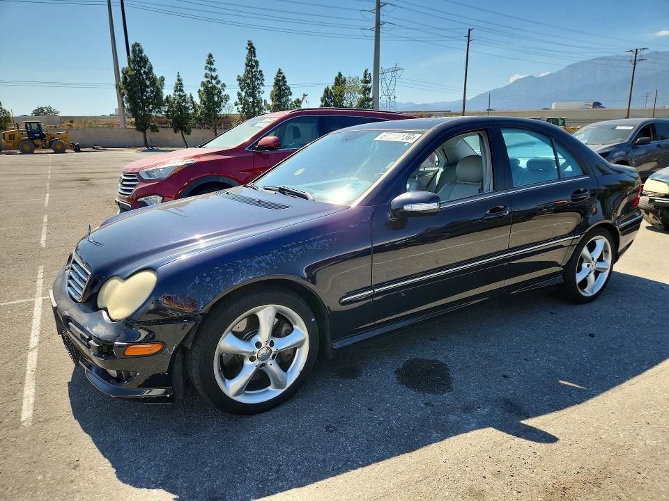 2005 Mercedes-benz C მანქანა იყიდება აუქციონზე, vin: WDBRF40J15F682475, აუქციონის ნომერი: 57295136