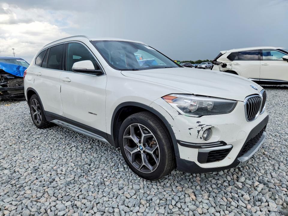 57325976 :رقم المزاد ، WBXHT3C32J5K31622 vin ، 2018 Bmw X1 مزاد بيع